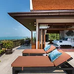 Lilly Villa